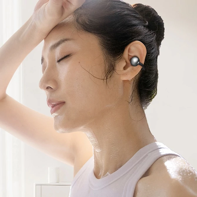Kép 9/13 - EarFun Clip nyitott kialakítású, fülre csíptethető fülhallgató Hi-Res hangzással és 40 órás üzemidővel (CW100)