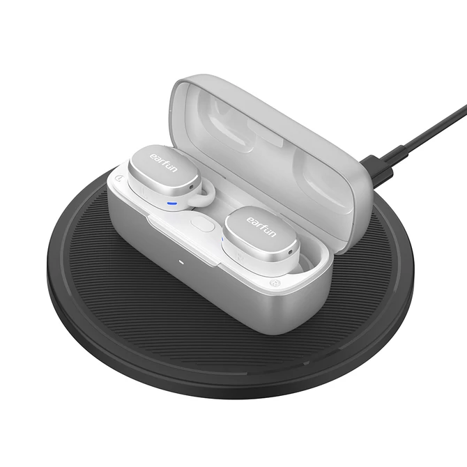 Kép 2/4 - EarFun Free Pro 3 extra könnyű vezeték nélküli fülhallgató zajszűréssel, 6 beépített mikrofonnal (TW400W)