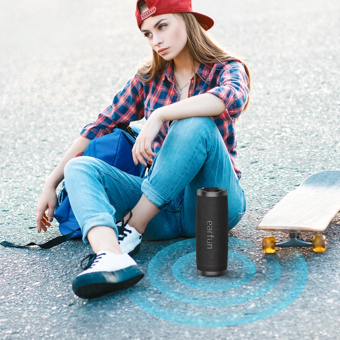 Kép 7/18 - EarFun UBOOM Slim vezeték nélküli bluetooth hangszóró, IPX7 vízálló, 20W (SP100)